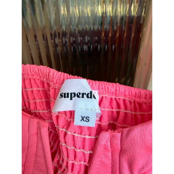 Superdown Revolve Neon Pink Bustier Crop Top Smocked Back V-Notch Size XS New - Picture 3 of 9